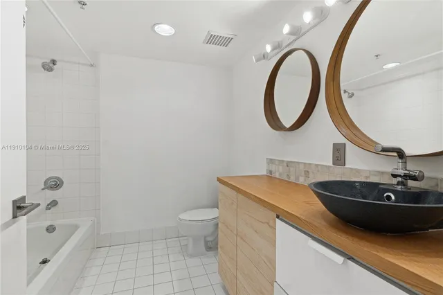 $2,850 | 36 Northwest 6th Avenue, Unit TS4, Miami, FL 33128