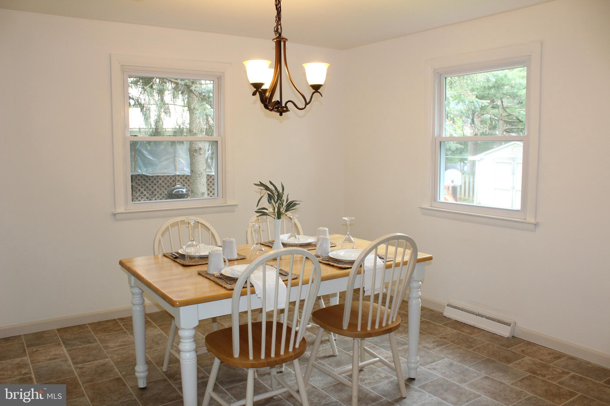 1648 Robert Road Lancaster, PA 17601 - Photo 8 of 31 Gallery Image 8
