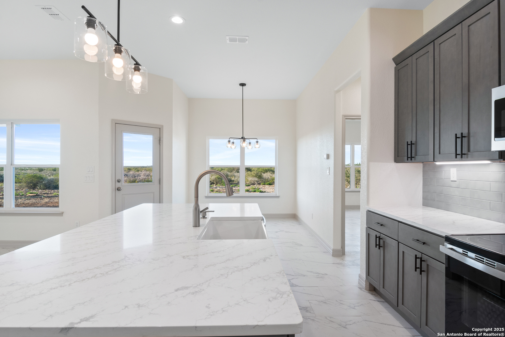 59 Legend Hills Uvalde, TX 78801 - Photo 11 of 42