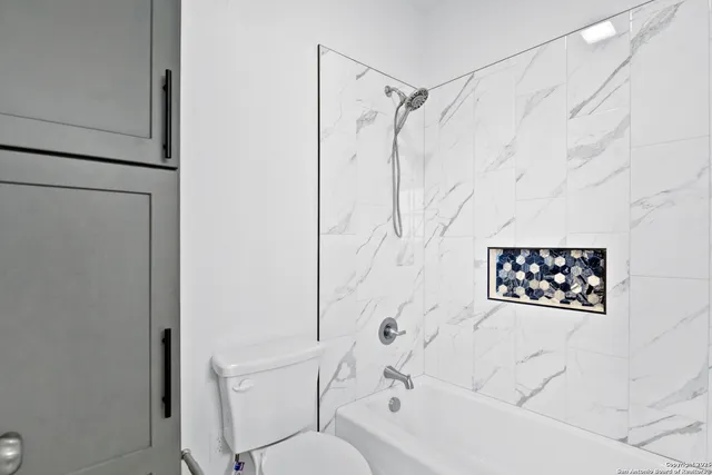 $469,000 | 59 Legend Hills, Uvalde, TX 78801