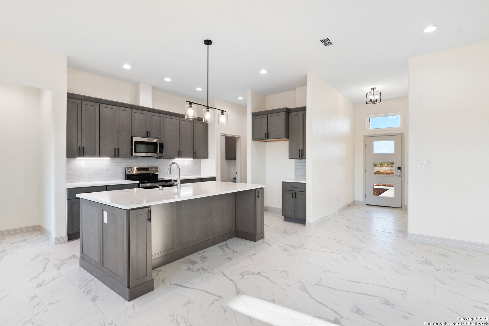 59 Legend Hills Uvalde, TX 78801 - Photo 9 of 42