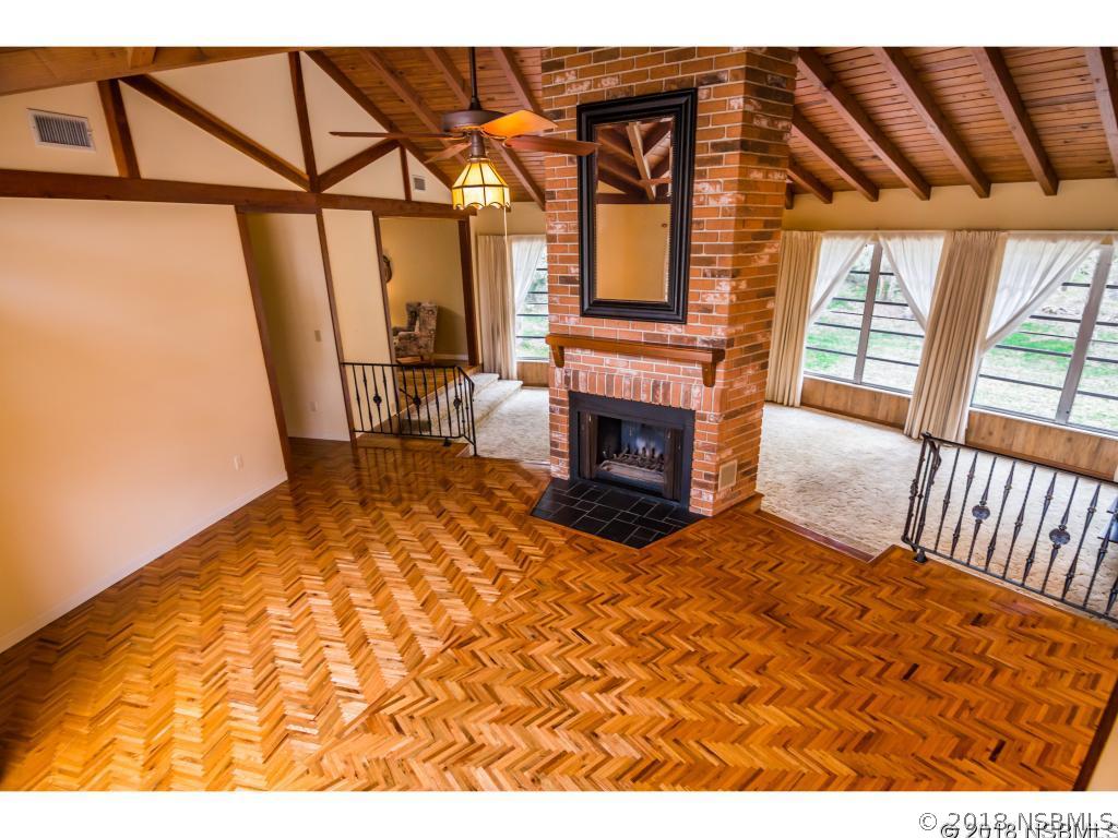 662 Old Mission Road Edgewater, FL 32132 - Photo 10 of 36 Gallery Image 10
