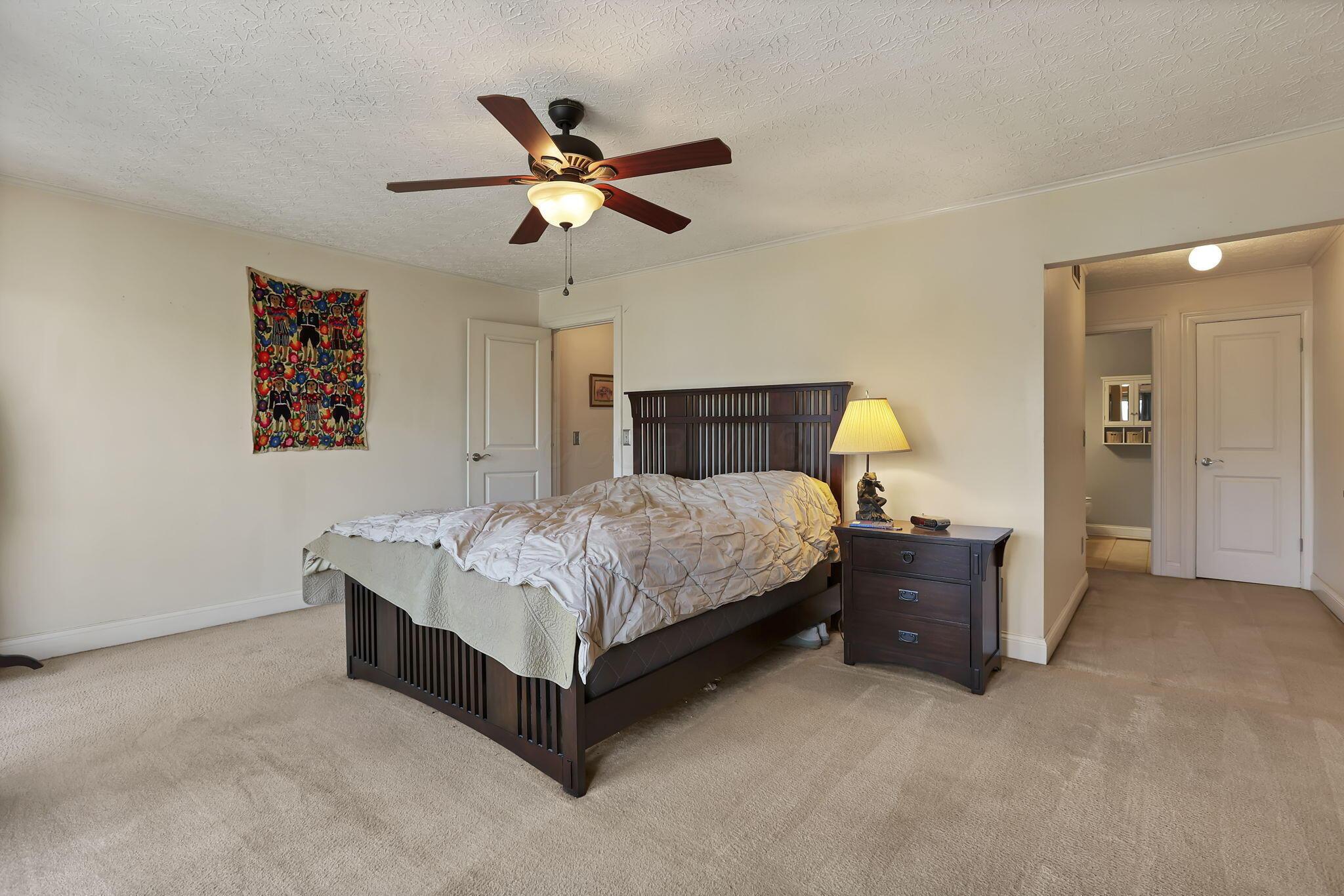 3118 Walden Ravines Columbus, OH 43221 - Photo 22 of 56 28-web-or-mls-G02A0588