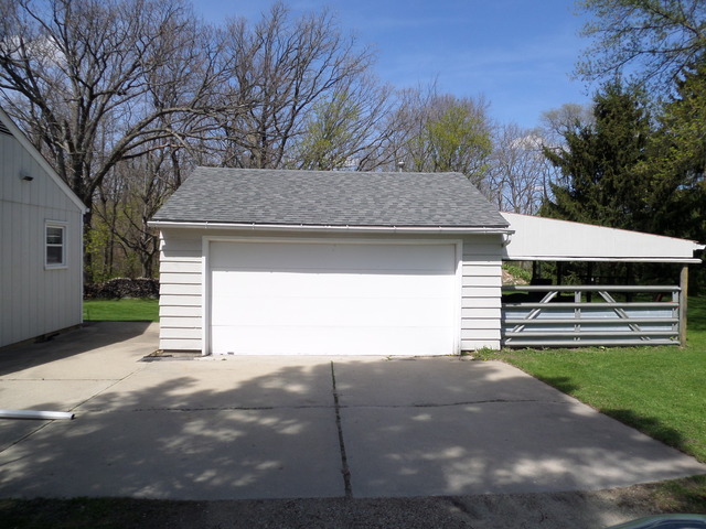 43W318 McDonald Road Elgin, IL 60124 - Photo 7 of 22