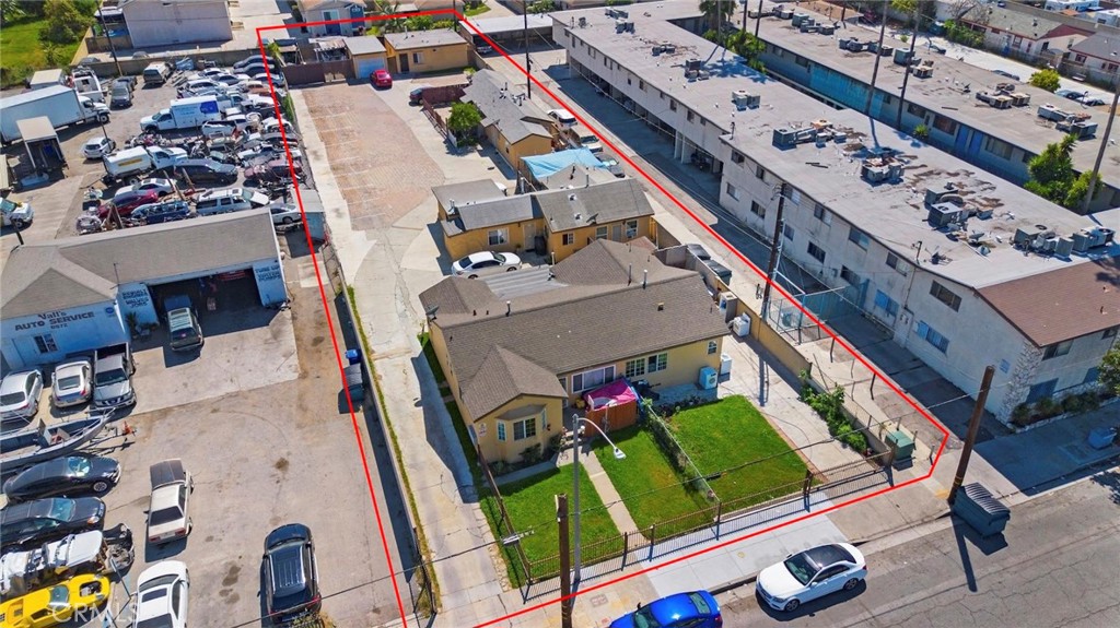 8564 Artesia Boulevard Bellflower, CA 90706 - Photo 19 of 20 an aerial view of a house