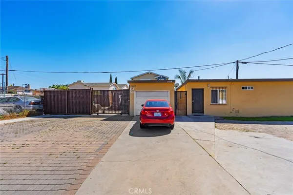 $1,700,000 | 8564 Artesia Boulevard, Bellflower, CA 90706