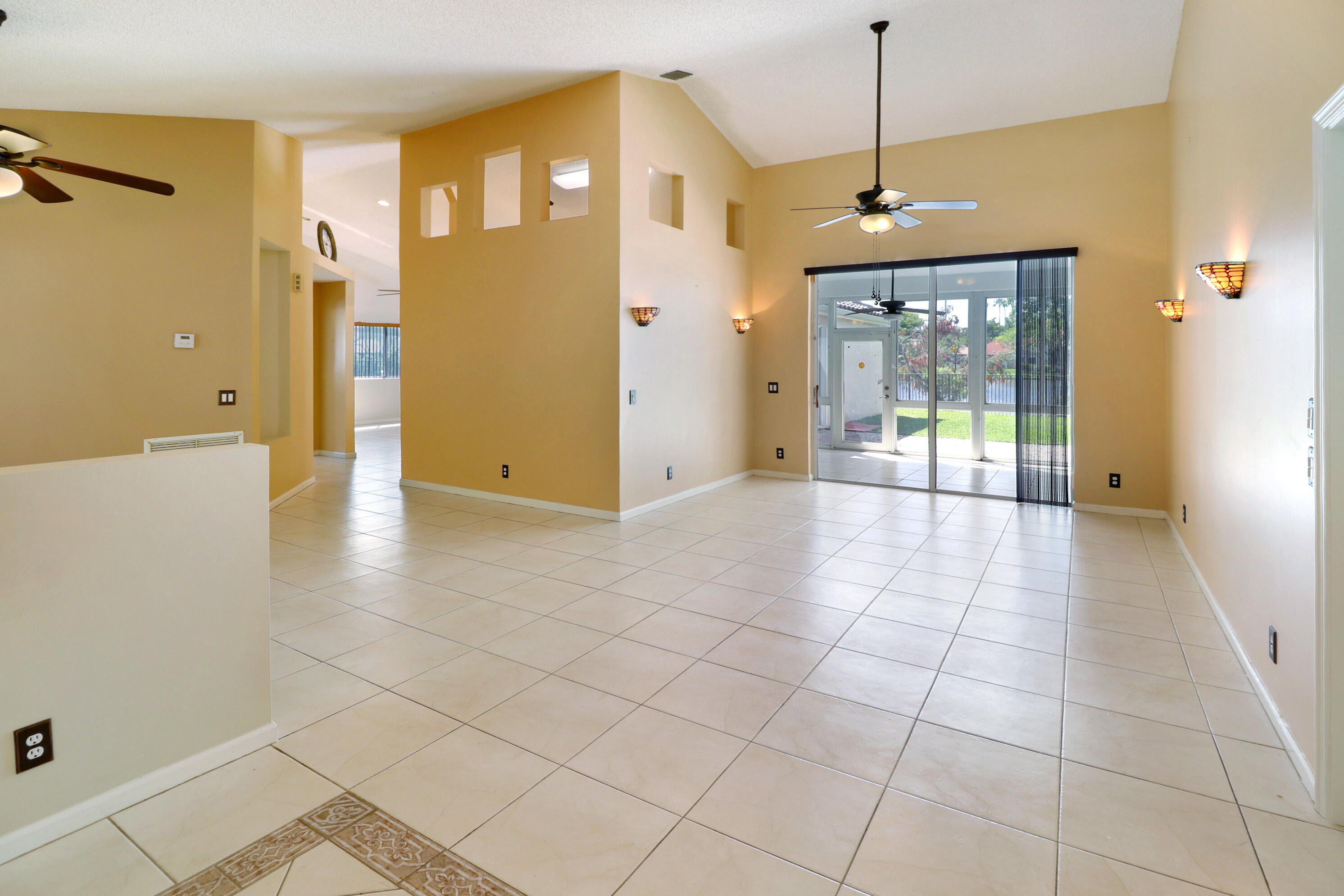 1968 Water Ridge Drive Weston, FL 33326 - Photo 12 of 38 b1IMG_8928