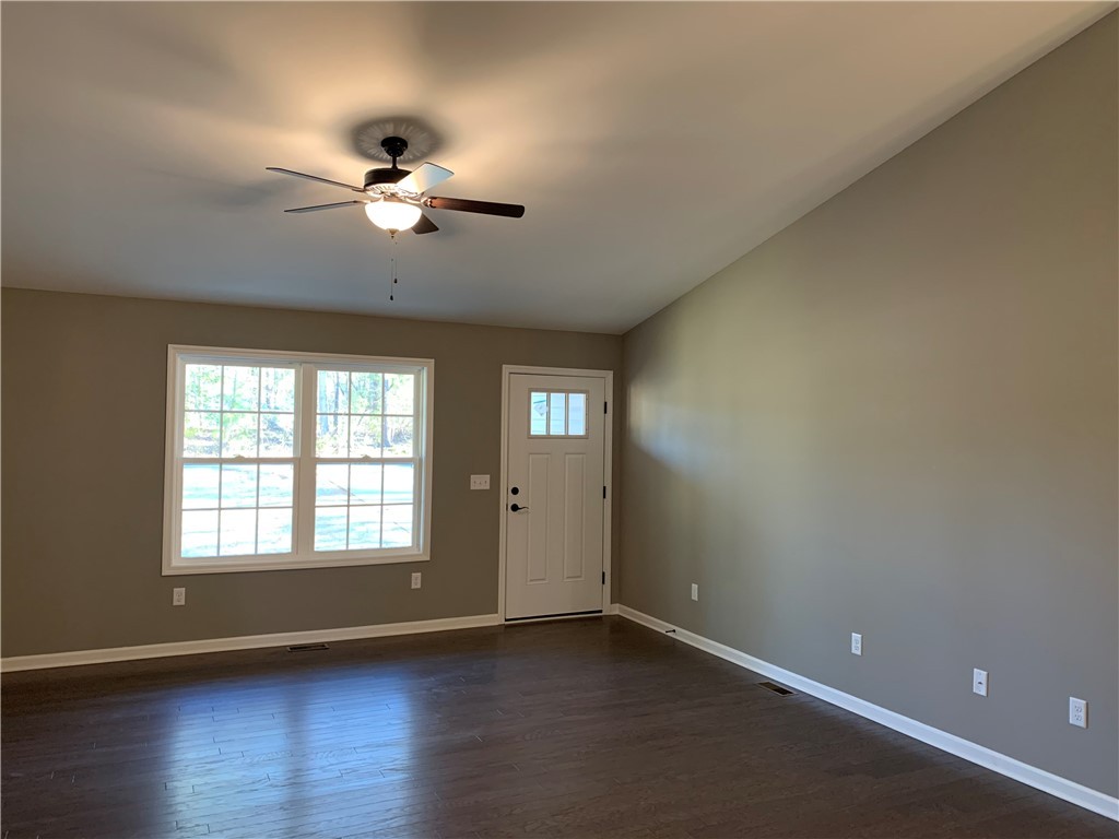 159 Bluebird Lane Starr, SC 29684 - Photo 12 of 32 Gallery Image 12