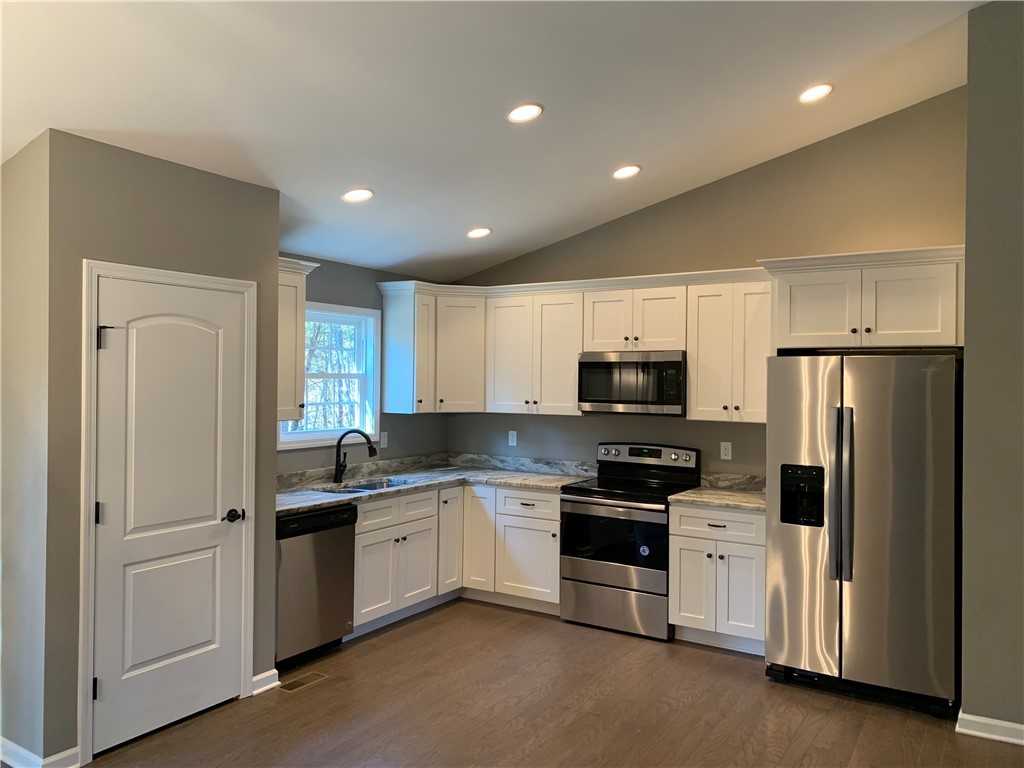 159 Bluebird Lane Starr, SC 29684 - Photo 7 of 32 Gallery Image 7