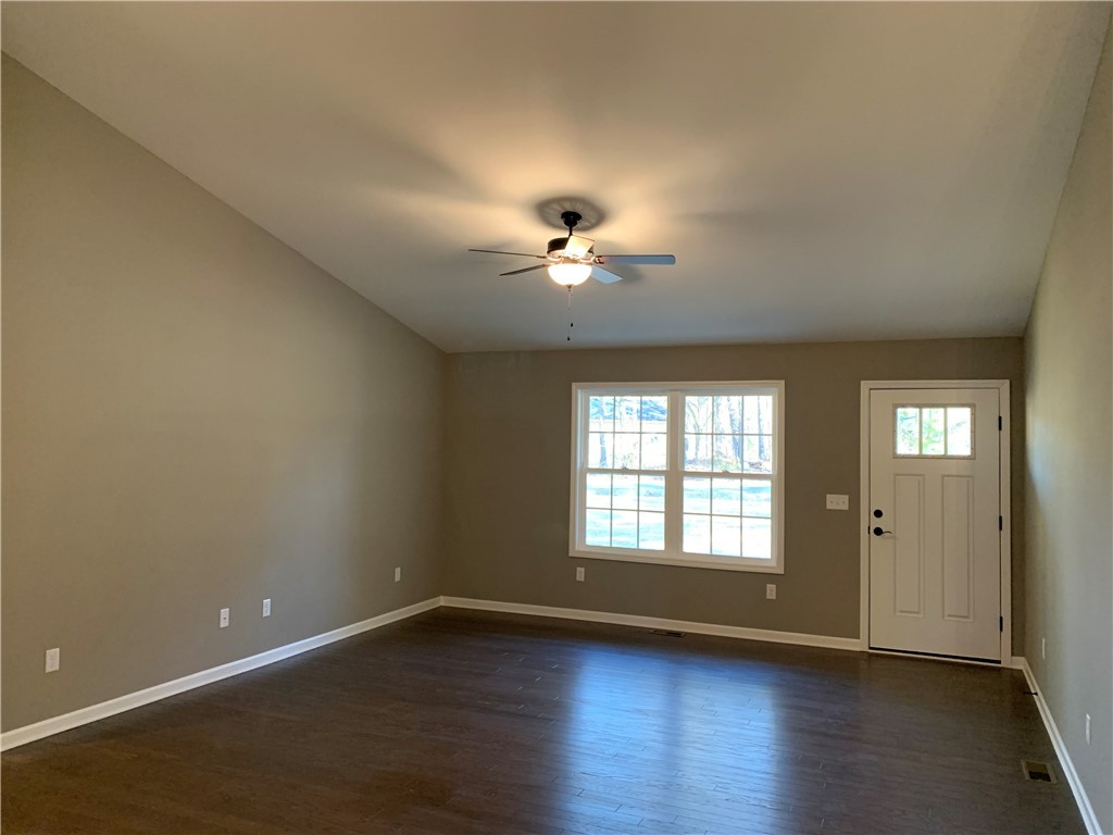 159 Bluebird Lane Starr, SC 29684 - Photo 10 of 32 Gallery Image 10