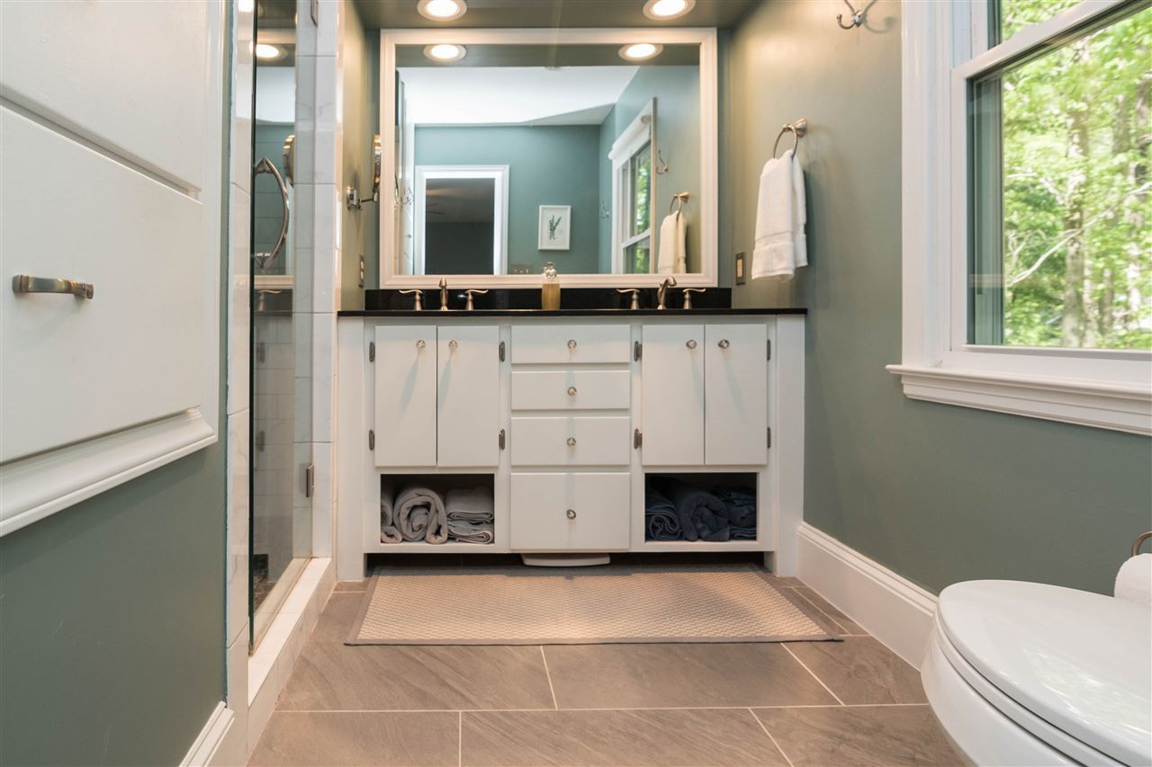 9609 Rock Creek Road Raleigh, NC 27613 - Photo 18 of 25 Master Bath
