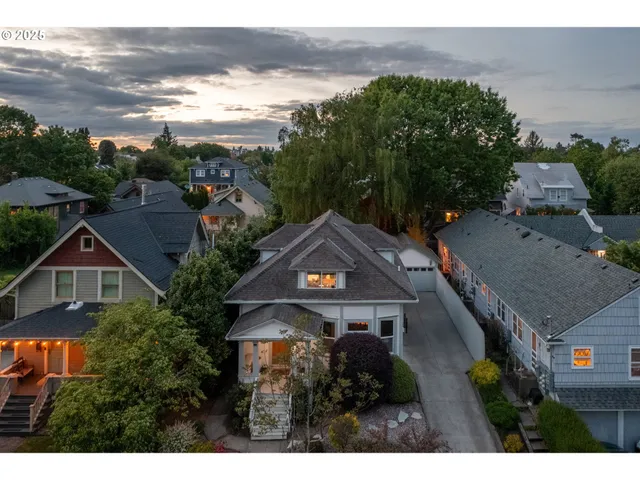 $1,150,000 | 533 Northeast Fargo Street, Portland, OR 97212