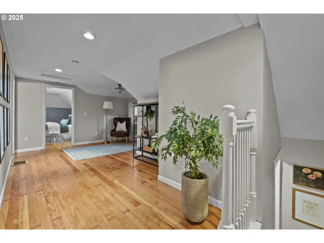 $1,150,000 | 533 Northeast Fargo Street, Portland, OR 97212