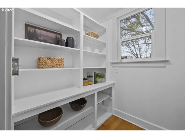 $1,150,000 | 533 Northeast Fargo Street, Portland, OR 97212