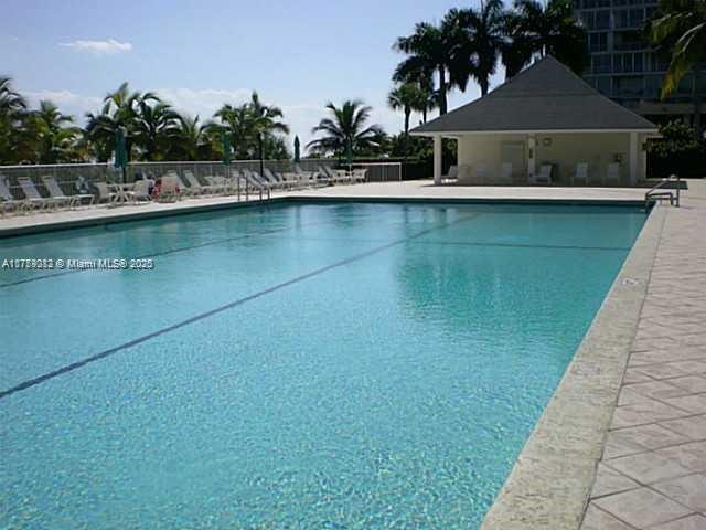 881 Ocean Drive, Unit 22F Key Biscayne, FL 33149 - Photo 14 of 19