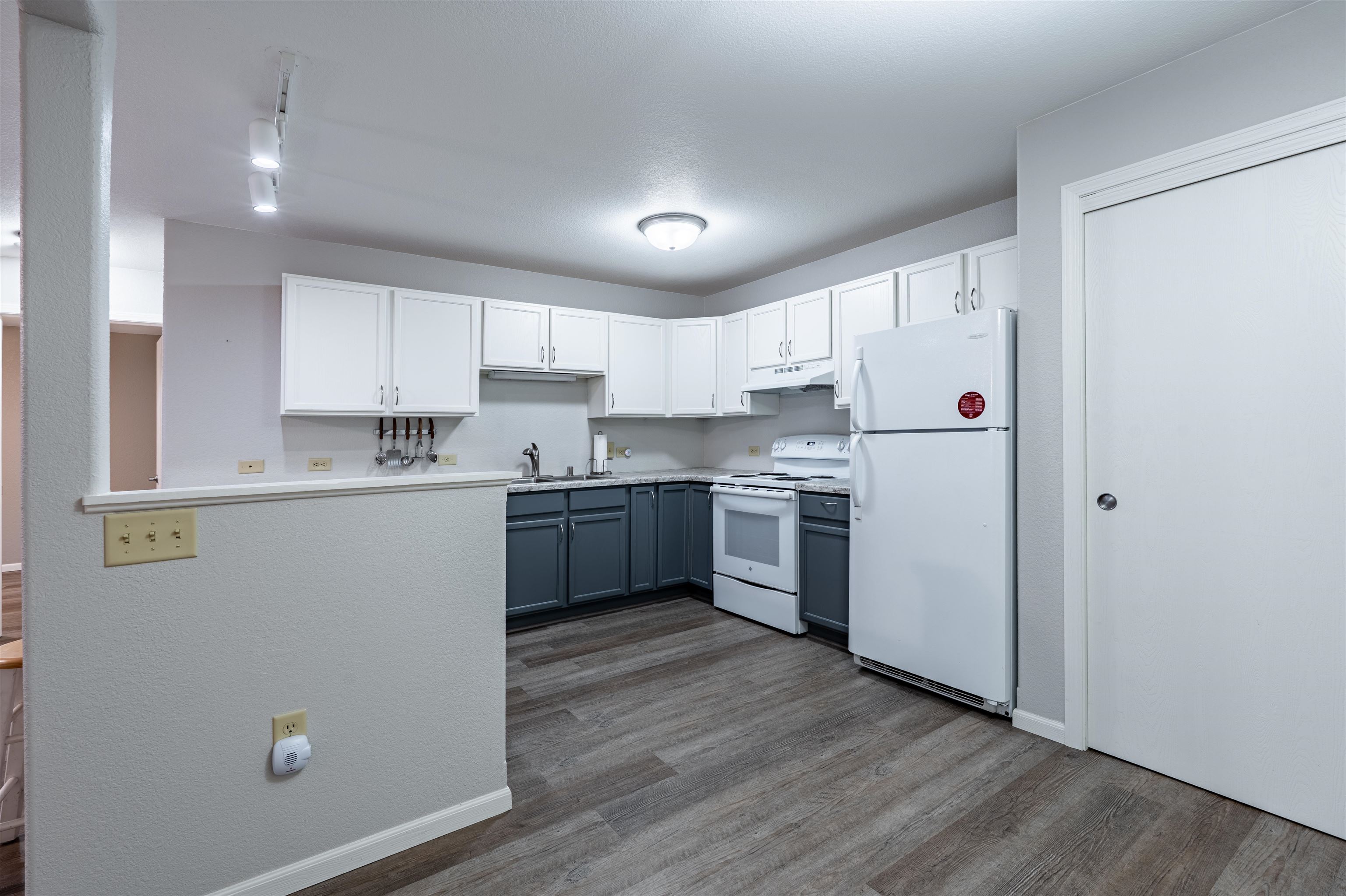 7410 Whitespire Road, Unit 5 Rothschild, WI 54476 - Photo 12 of 28
