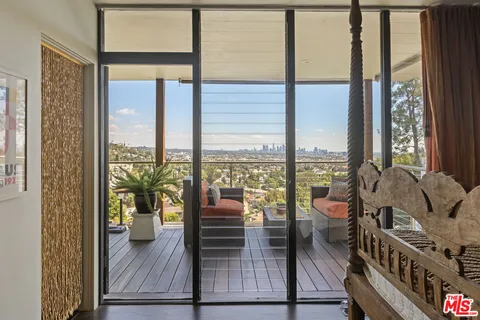 $1,599,000 | 6190 Temple Hill Drive, Los Angeles, CA 90068