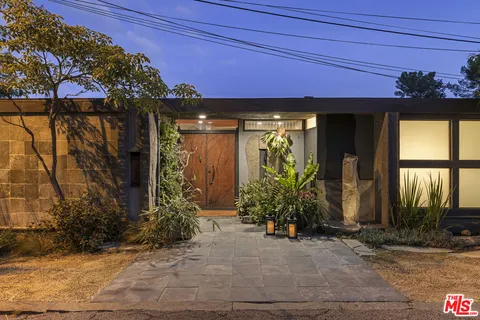 $1,599,000 | 6190 Temple Hill Drive, Los Angeles, CA 90068