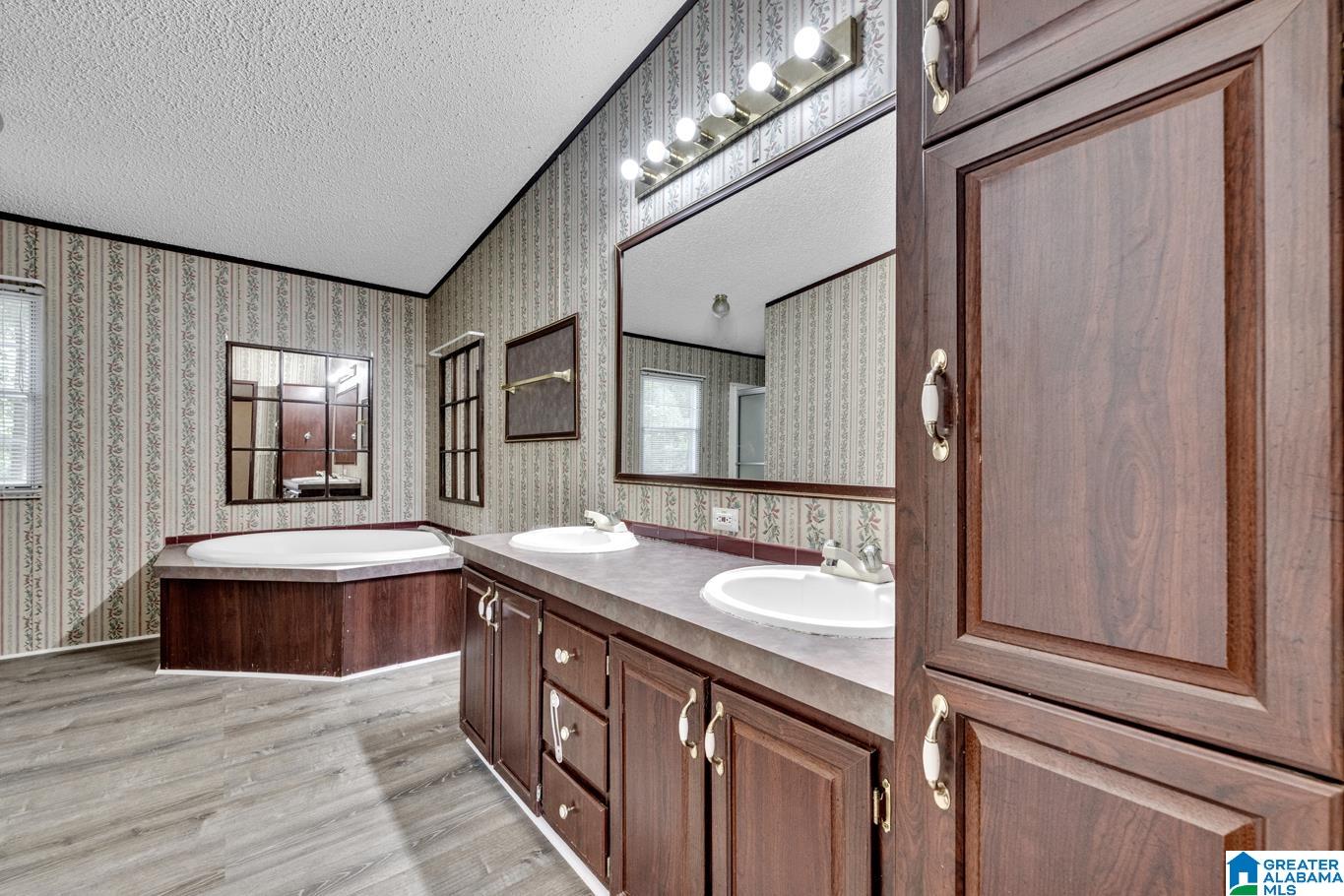 4084 West Ashby Road Brierfield, AL 35035 - Photo 4 of 28