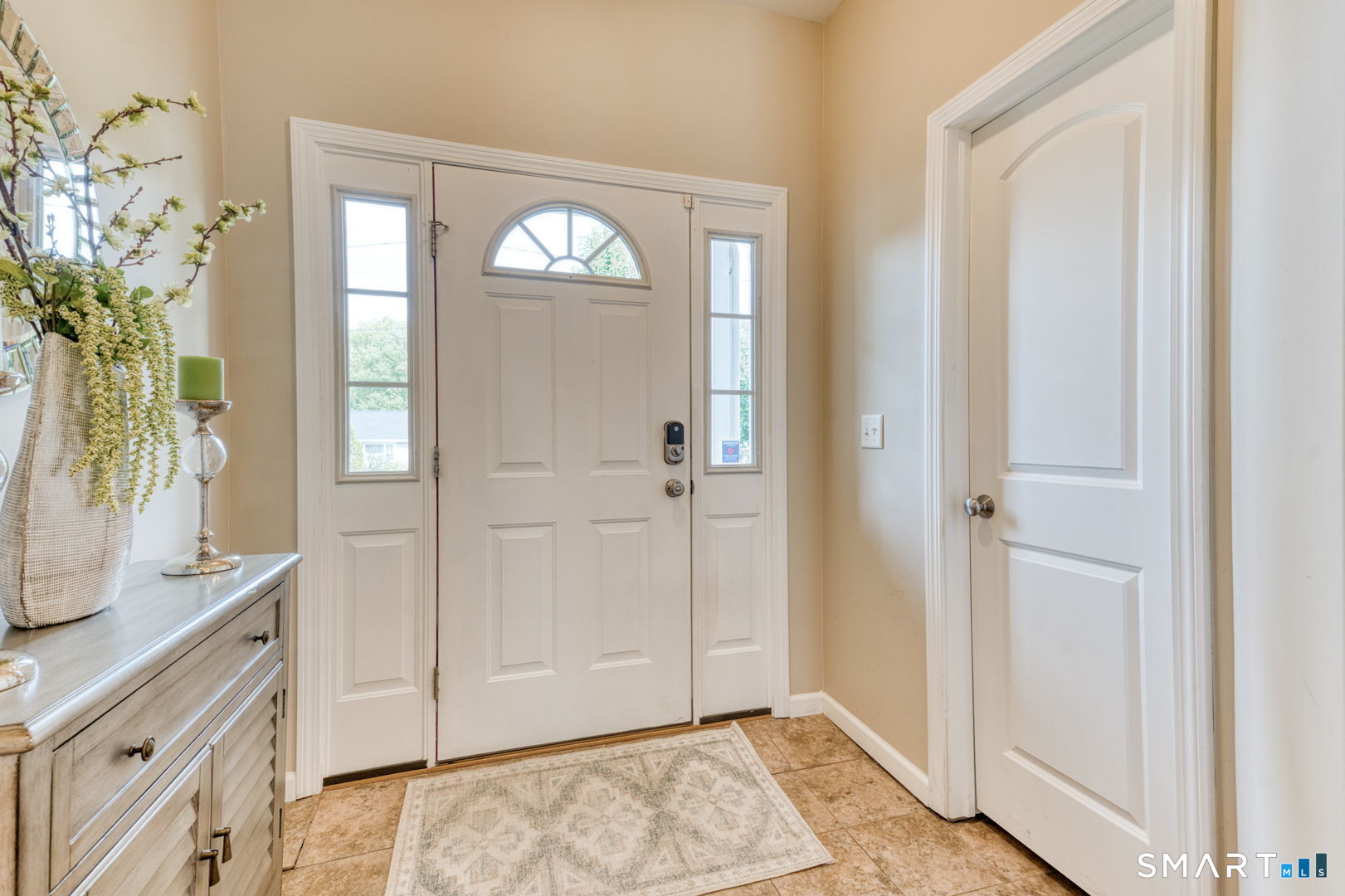 25 Sutton Road Rocky Hill, CT 06067 - Photo 5 of 37