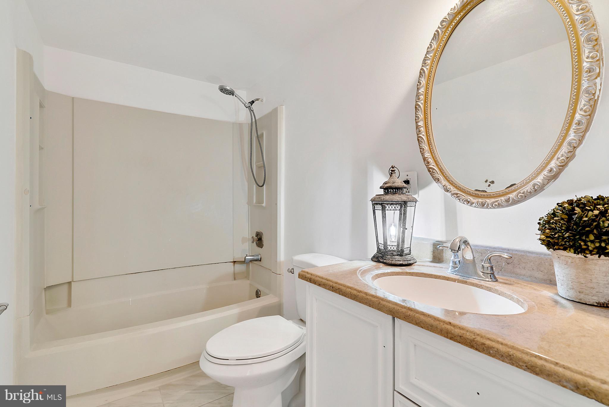 3200 Napper Road Alexandria, VA 22306 - Photo 18 of 37 Main Level Hall Bathroom
