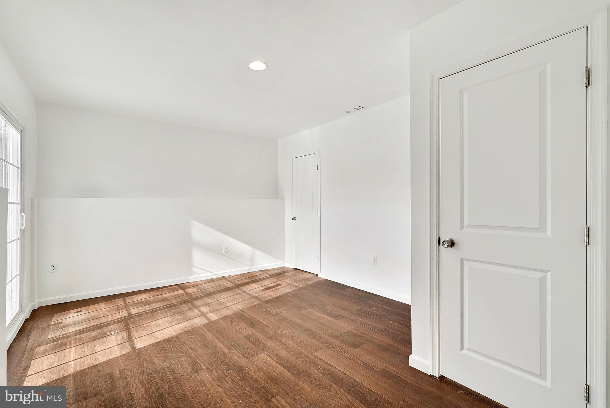 3200 Napper Road Alexandria, VA 22306 - Photo 21 of 37 Lower Level Bedroom5/Den
