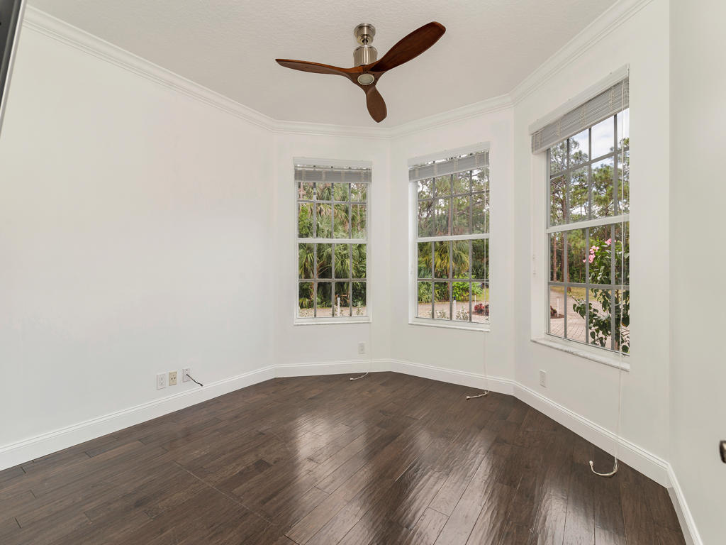 1001 Southeast Ranch Road Northeast Jupiter, FL 33478 - Photo 11 of 32 Guest Bedroom or Office