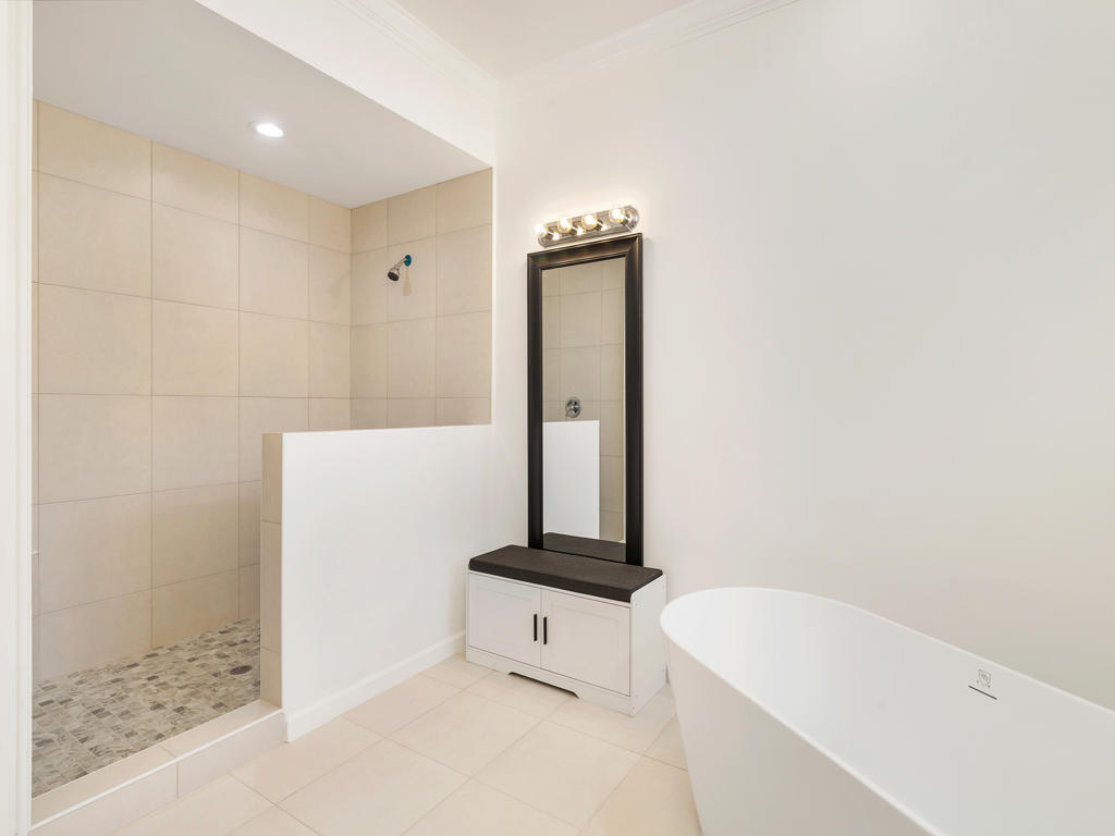 1001 Southeast Ranch Road Northeast Jupiter, FL 33478 - Photo 16 of 32 Master Bathroom