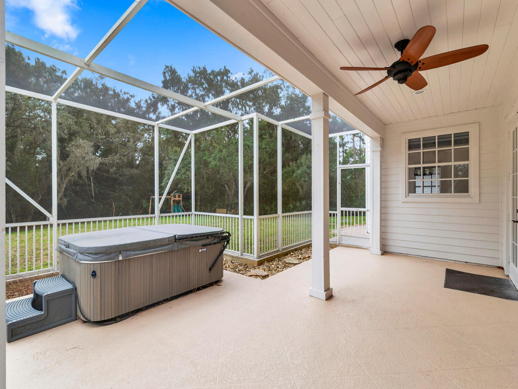 1001 Southeast Ranch Road Northeast Jupiter, FL 33478 - Photo 21 of 32 Patio