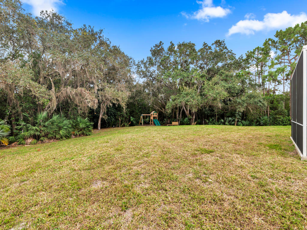 1001 Southeast Ranch Road Northeast Jupiter, FL 33478 - Photo 25 of 32 Yard