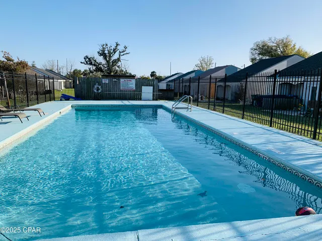 $119,500 | 517 South Highway 22 A, Panama City, FL 32404