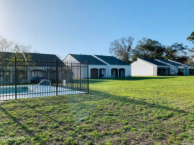 $119,500 | 517 South Highway 22 A, Panama City, FL 32404