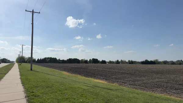 $4,965,840 | Pin 14-11-477-001 Pin 14-11-477-001 Northtown And Pipeline Roads, Normal, IL 61761