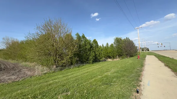 $4,965,840 | Pin 14-11-477-001 Pin 14-11-477-001 Northtown And Pipeline Roads, Normal, IL 61761