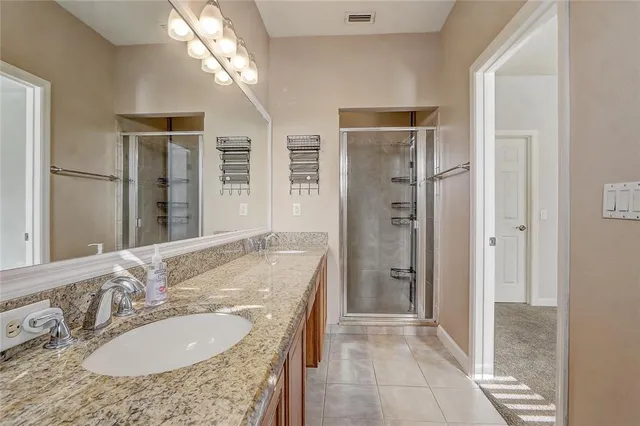 $425,000 | 933 Cass Avenue, Oviedo, FL 32765