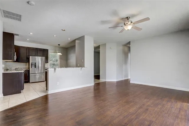 $425,000 | 933 Cass Avenue, Oviedo, FL 32765