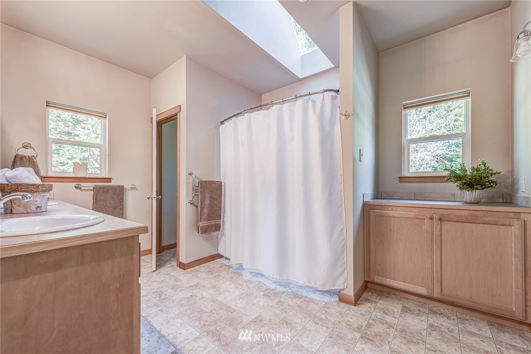 490 South Camano Ridge Road Camano Island, WA 98282 - Photo 15 of 40 Gallery Image 15