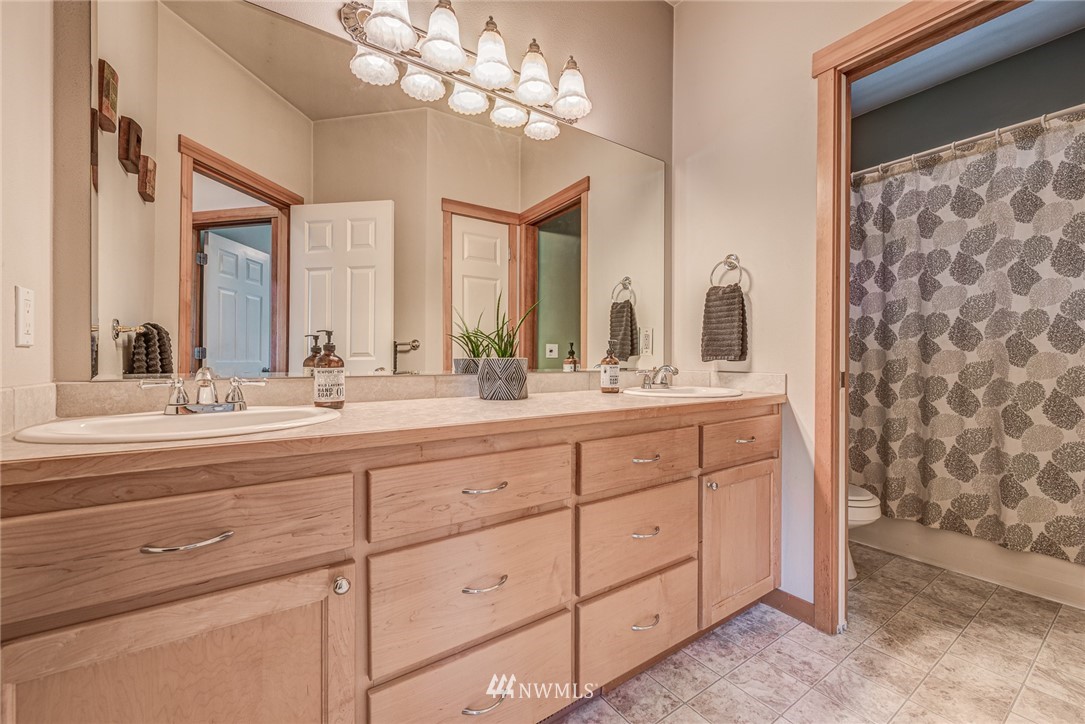 490 South Camano Ridge Road Camano Island, WA 98282 - Photo 19 of 40 Gallery Image 19