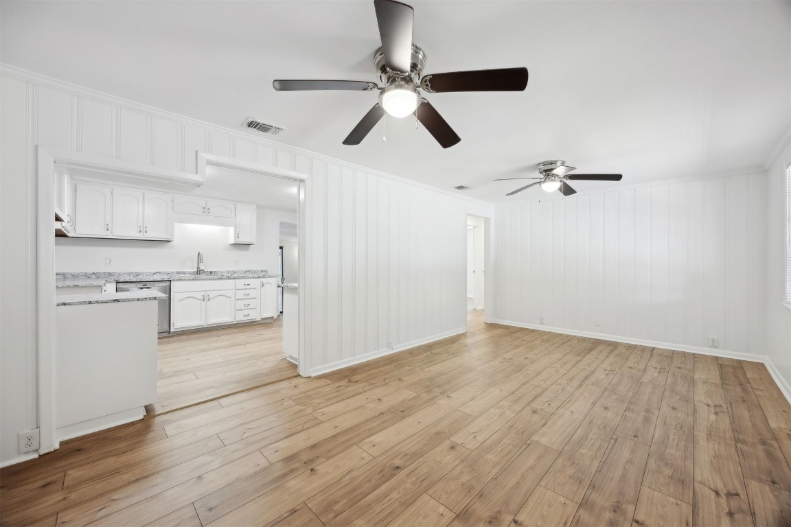 44186 Lee Drive Callahan, FL 32011 - Photo 4 of 29 Living Space Open to the Kitchen
