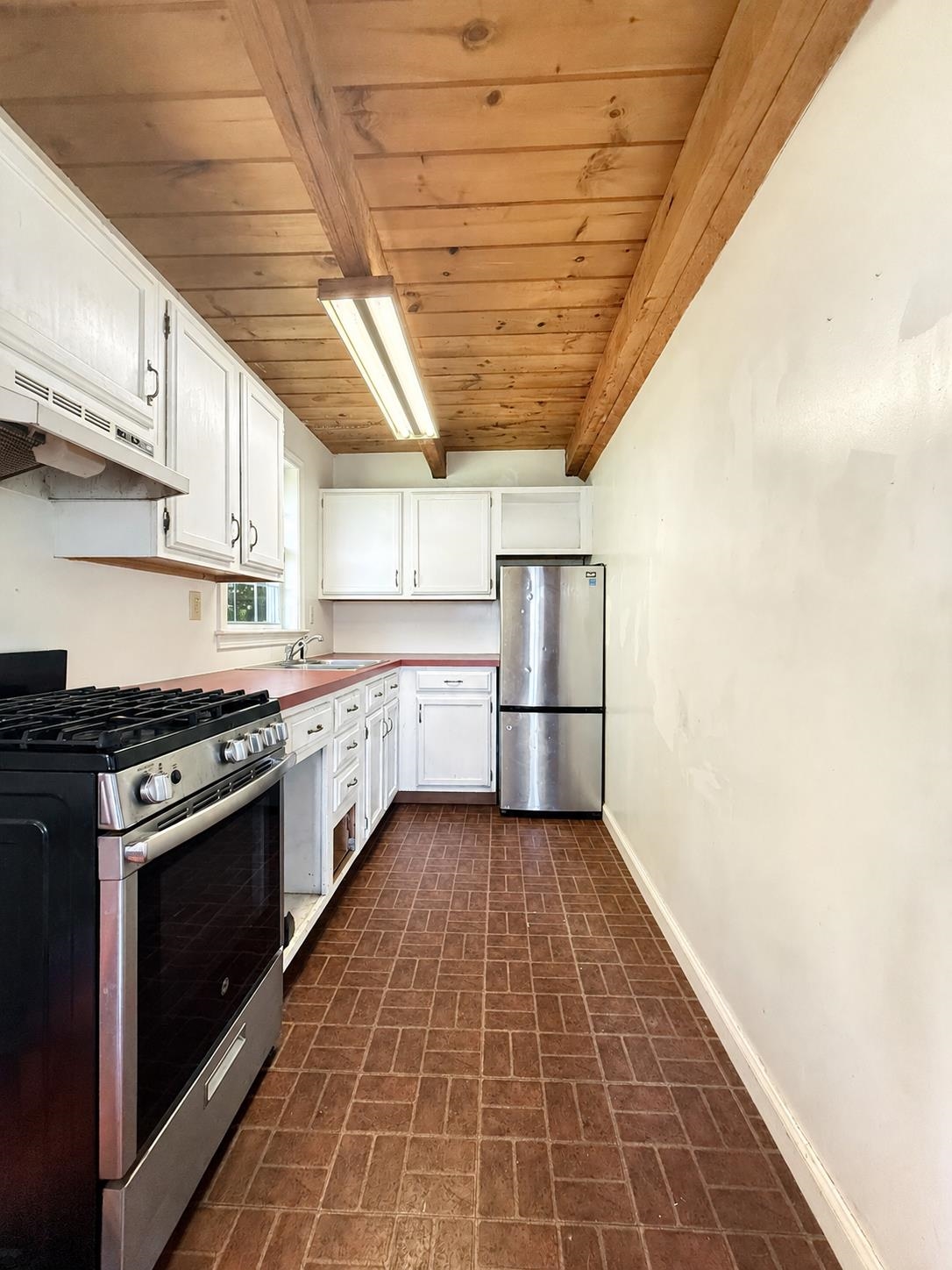 109 East Colebrook Road Colebrook, NH 03576 - Photo 6 of 33 Gallery Image 6