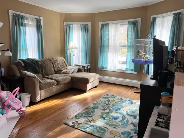 $320,000 | 35 Woodland Street, Claremont, NH 03743