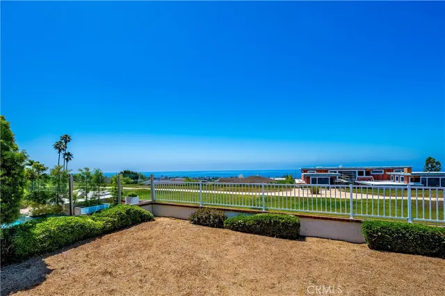 $3,799,000 | 21 Beachcomber Drive, Corona del Mar, CA 92625