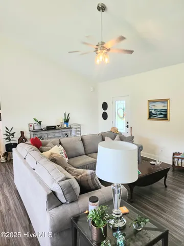 $365,000 | 3763 Piney Woods Road, Burgaw, NC 28425