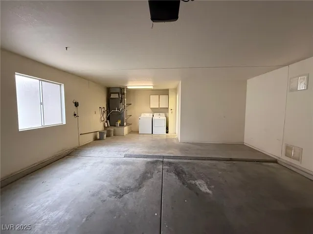 $1,900 | 8605 Glenmore Drive, Las Vegas, NV 89134