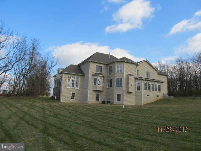 20501 Wilderness Run Road Boonsboro, MD 21713 - Photo 2 of 30 Exterior (Rear)