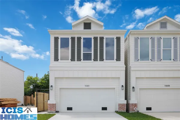 $325,000 | 10610 Ashville Drive, Houston, TX 77051
