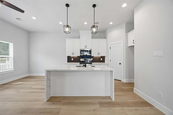 $325,000 | 10610 Ashville Drive, Houston, TX 77051