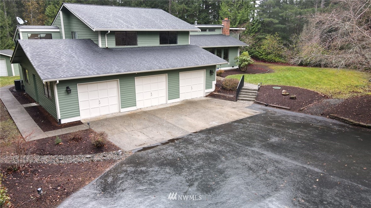 5606 Bryan Road Northwest Bremerton, WA 98312 - Photo 3 of 36 Gallery Image 3