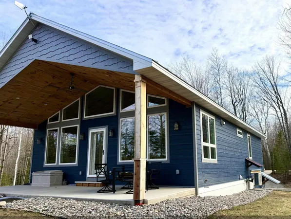 $589,900 | 3838 Bear Lake Lane, Laona, WI 54541