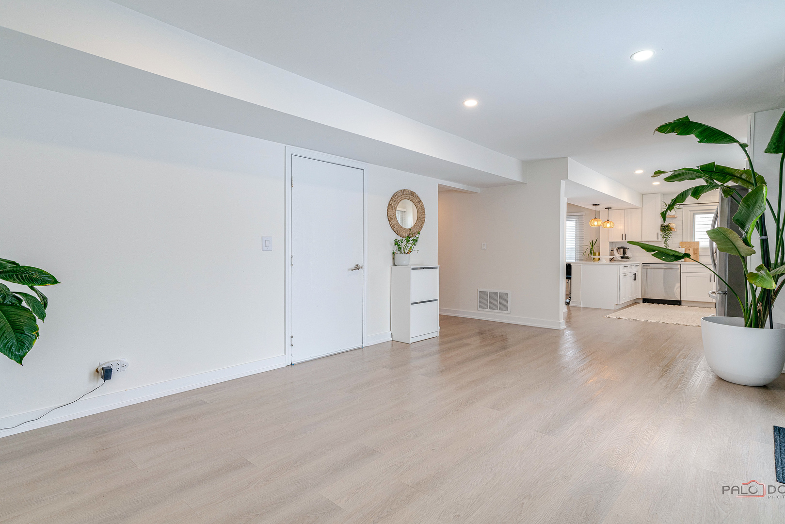 4990 Rochester Drive Hoffman Estates, IL 60010 - Photo 12 of 33